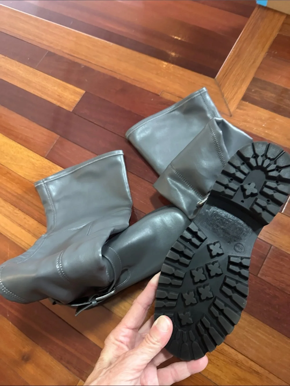 NEW GUESS Over the Knee Grey Boots Lug Sole Size 5 City Chic Frazer Tall Zip